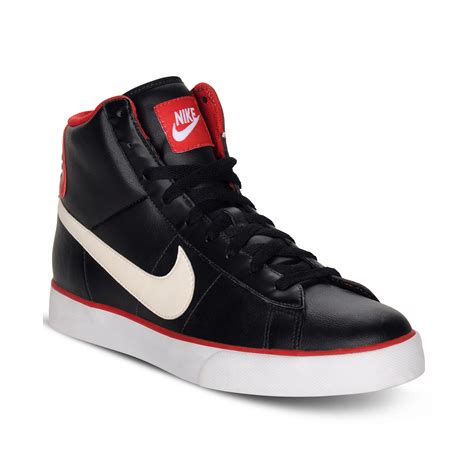 popular black nike shoes